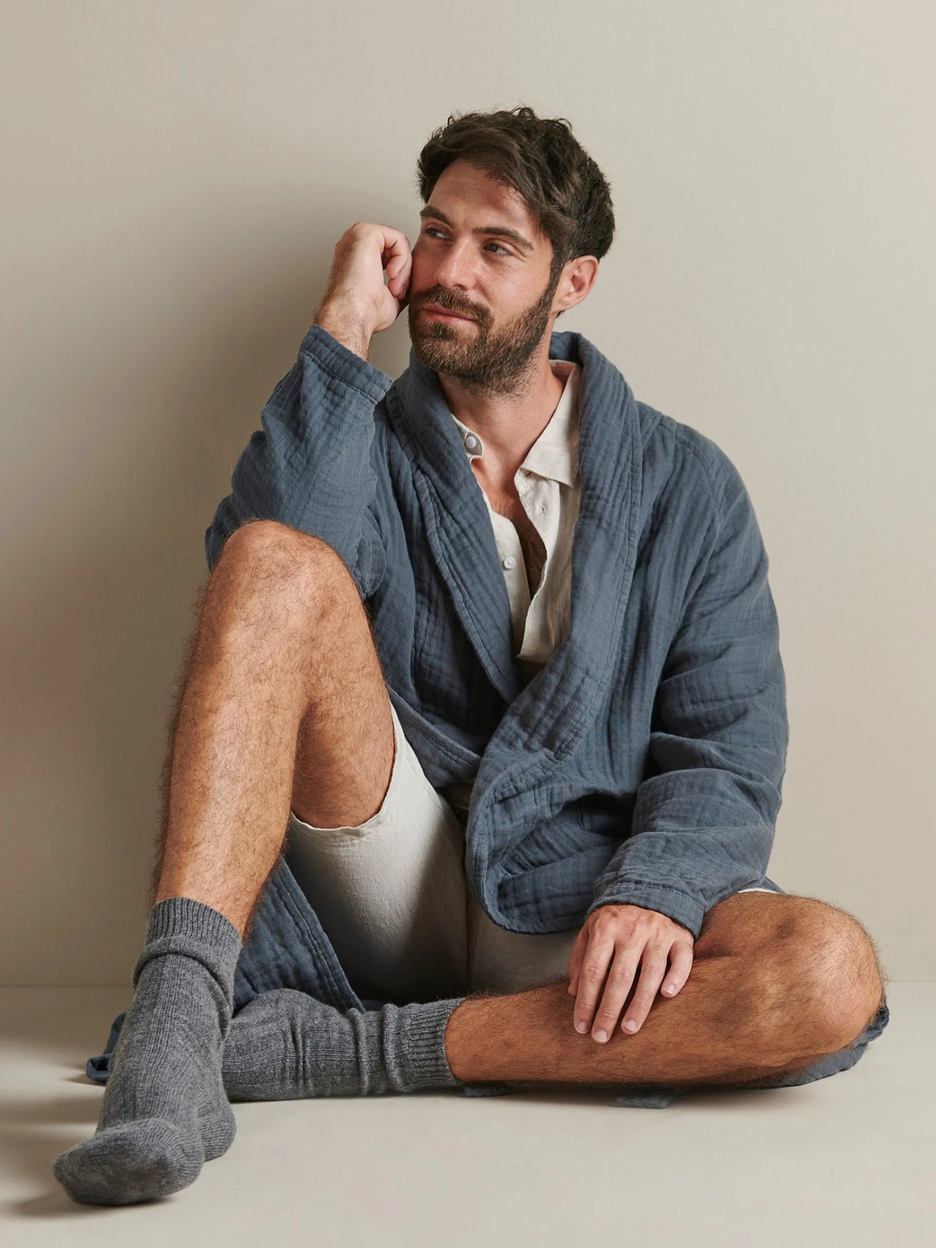 Men’s cashmere socks in Slate